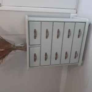 Lipaston maalaaminen Uula Puulattiamaalilla