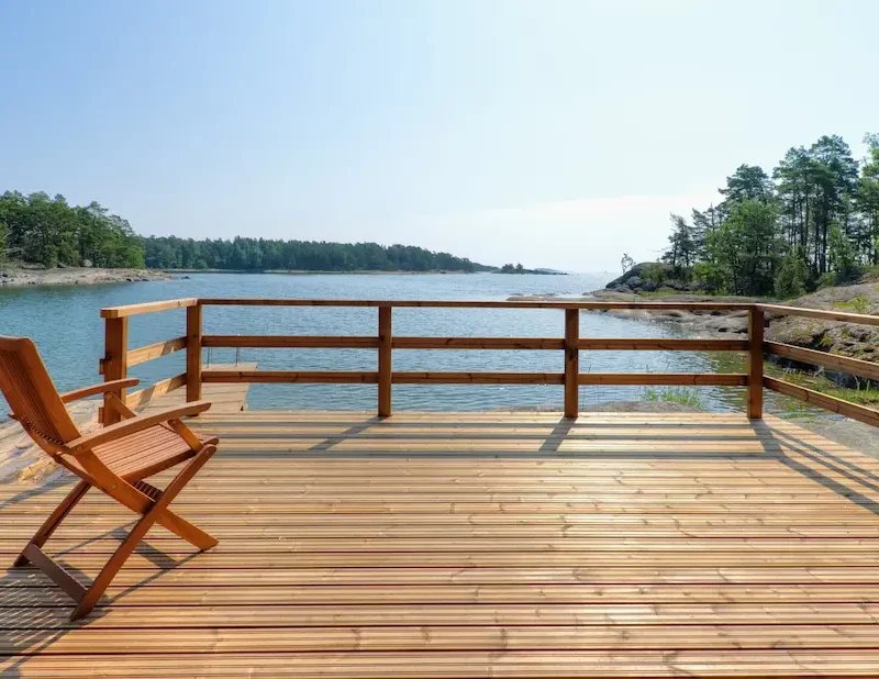 Terassimaali, terassiöljy, terassin maalaus, terassin öljyäminen